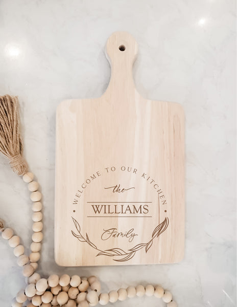 Personalized and Engraved Cutting Board “Welcome to our kitchen”