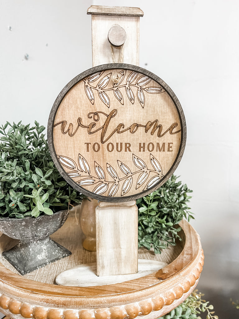 Mini Sign Post with ONE theme {unfinished}