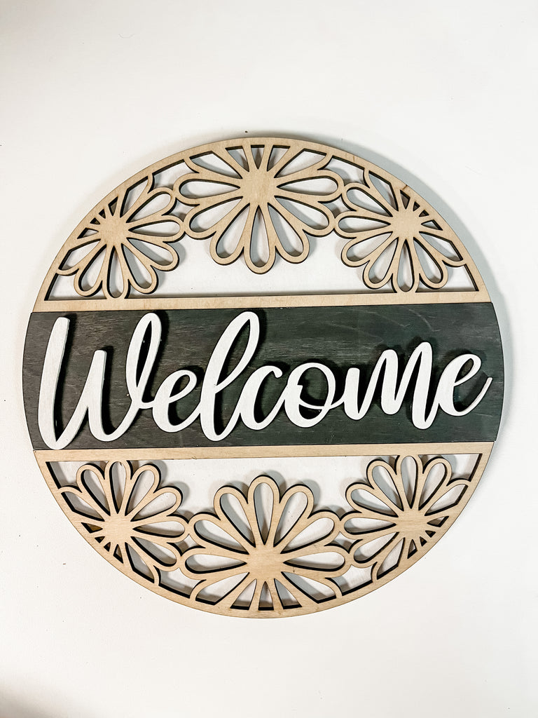 Welcome Daisies Door Hanger Kit {unfinished}